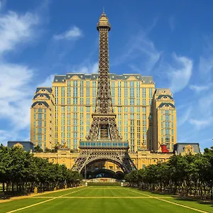 Hotel Parisian *****