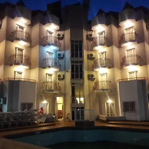 Aparthotel Avlu 4